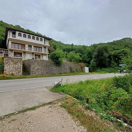 Apartmani Pocitelj Capljina Bagian luar foto