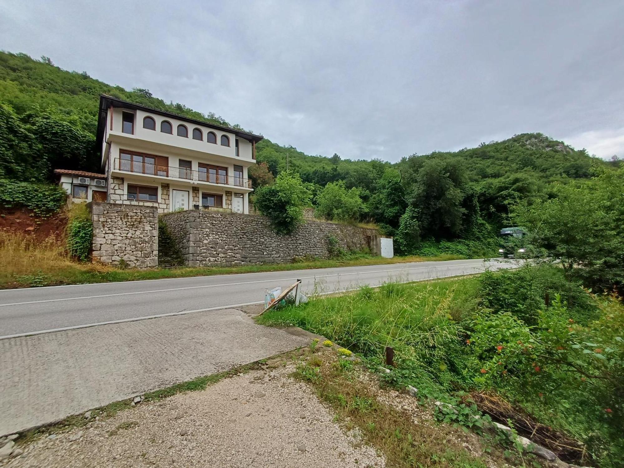 Apartmani Pocitelj Capljina Bagian luar foto